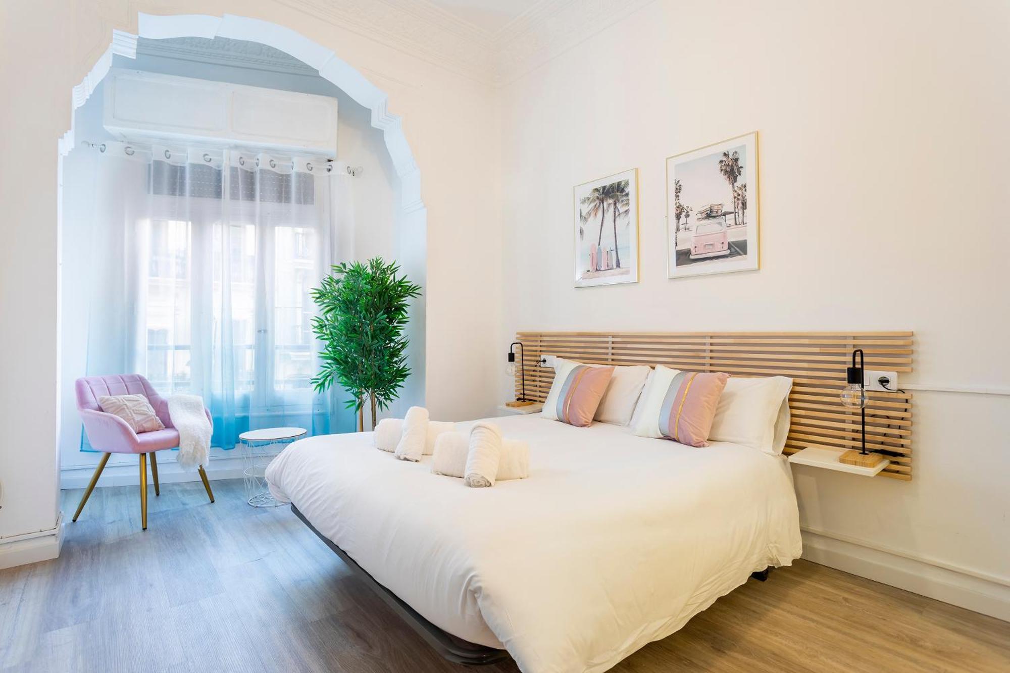 Appartement Convento, Amazing Flat With Terrace 2 à Valence Extérieur photo
