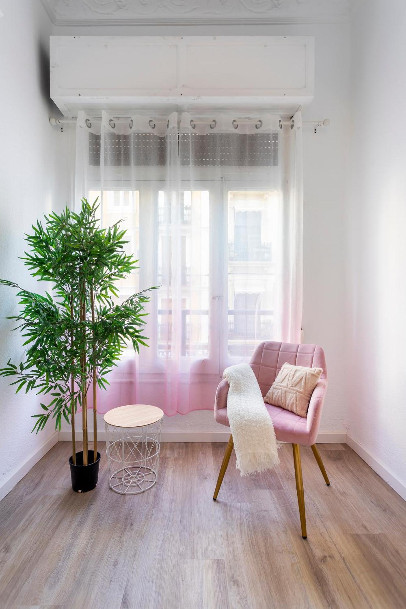 Appartement Convento, Amazing Flat With Terrace 2 à Valence Extérieur photo